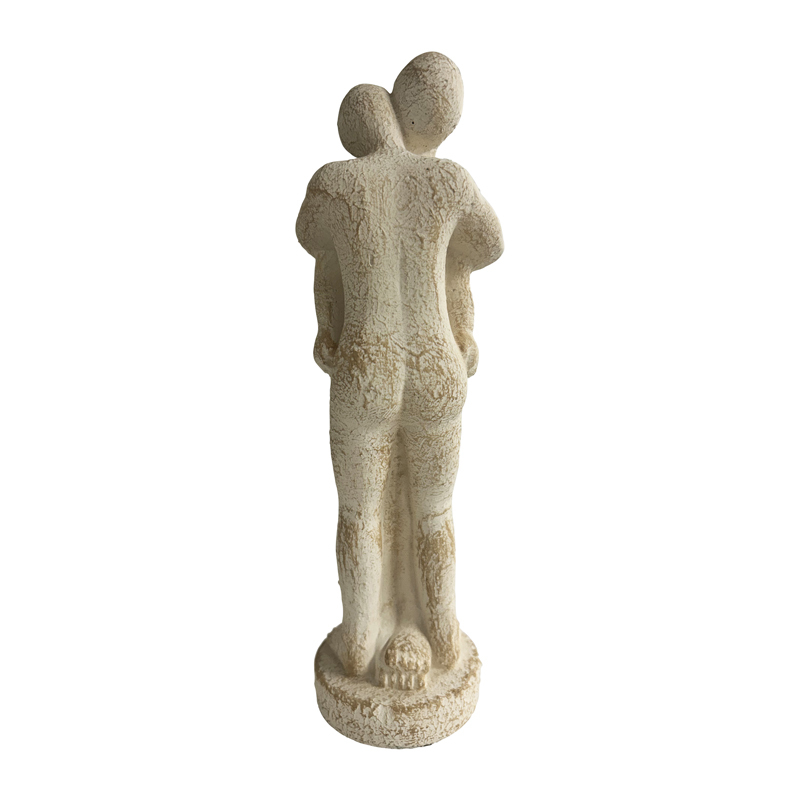 Willow &amp; Silk Cement 28cm Hugging Couple Statue On Base Ornament