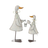 Willow &amp; Silk Mum &amp; Child 28cm/20.5cm Set of 2 Gardening Duck Figurines