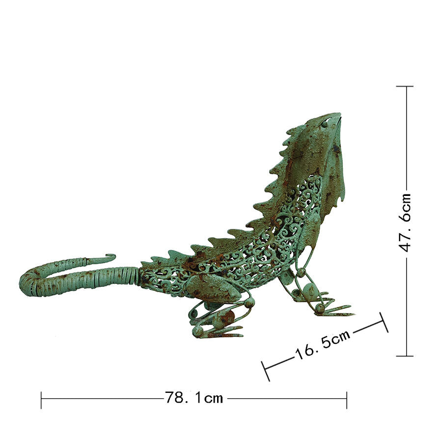 Willow &amp; Silk Metal Australian Bearded Green Dragon Looking Up Ornament 78cm