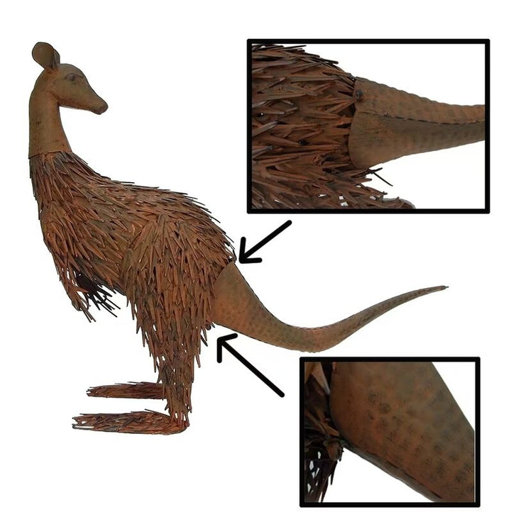 Willow &amp; Silk Metal 58.5cm Rusty Kangaroo Looking Back Garden Statue