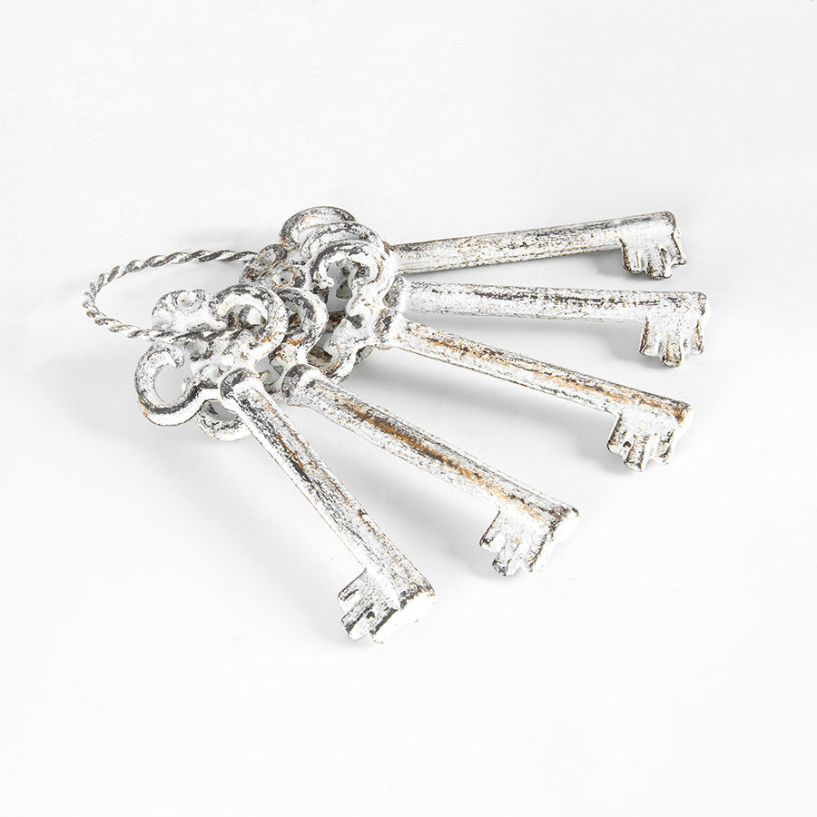 Willow &amp; Silk Decorative Keys Indoor 23cm Antique White