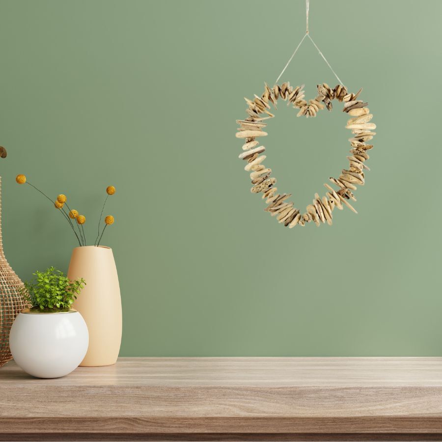 Willow &amp; Silk Handmade 40cm Driftwood Heart Garland Wall Art