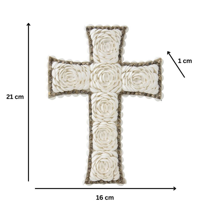 Willow &amp; Silk Handmade 41x30cm White Grass Rope Flower Cross Decor