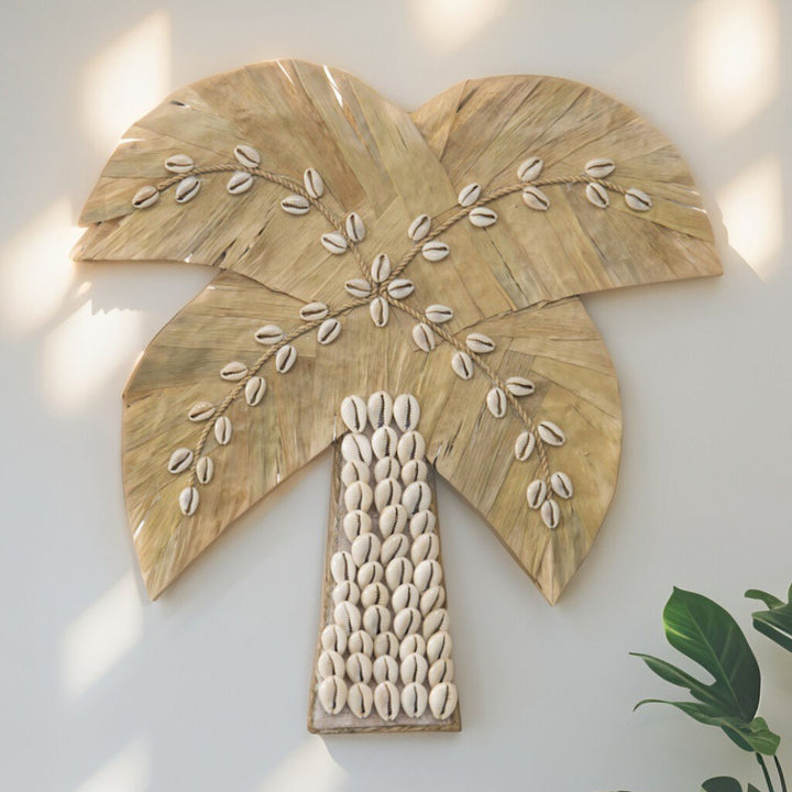 Willow &amp; Silk Handmade 30cm Shell &amp; Weave Palm Tree Wall Art