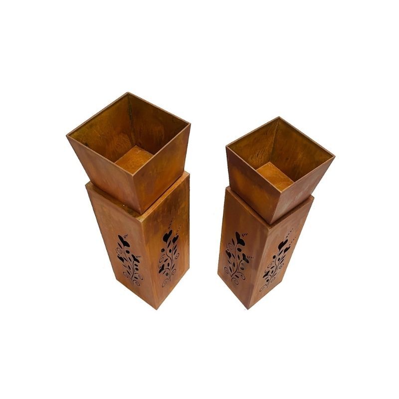Willow &amp; Silk 2x RusticSquare Square Planter On Pillar Base Heart Pattern 26x93cm