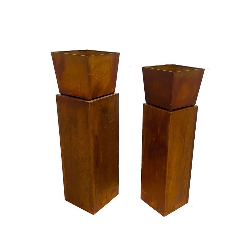 Willow &amp; Silk 2x RusticSquare Square Planter On Pillar Base Heart Pattern 26x93cm