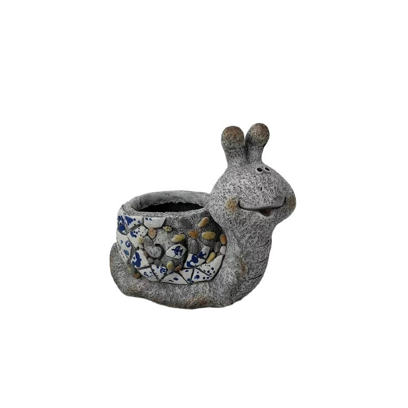 Willow &amp; Silk Polyresin 33.5cm Happy Snail Garden/ Home Pot Planter