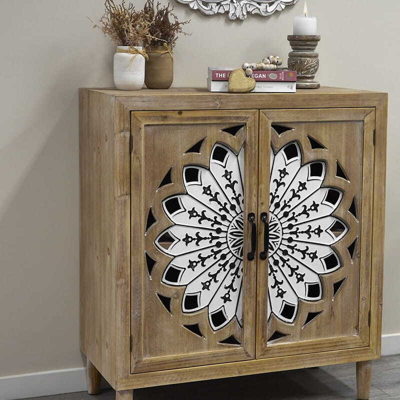 Willow &amp; Silk Handmade 15cm Wood Carved Pillar Candle Holder