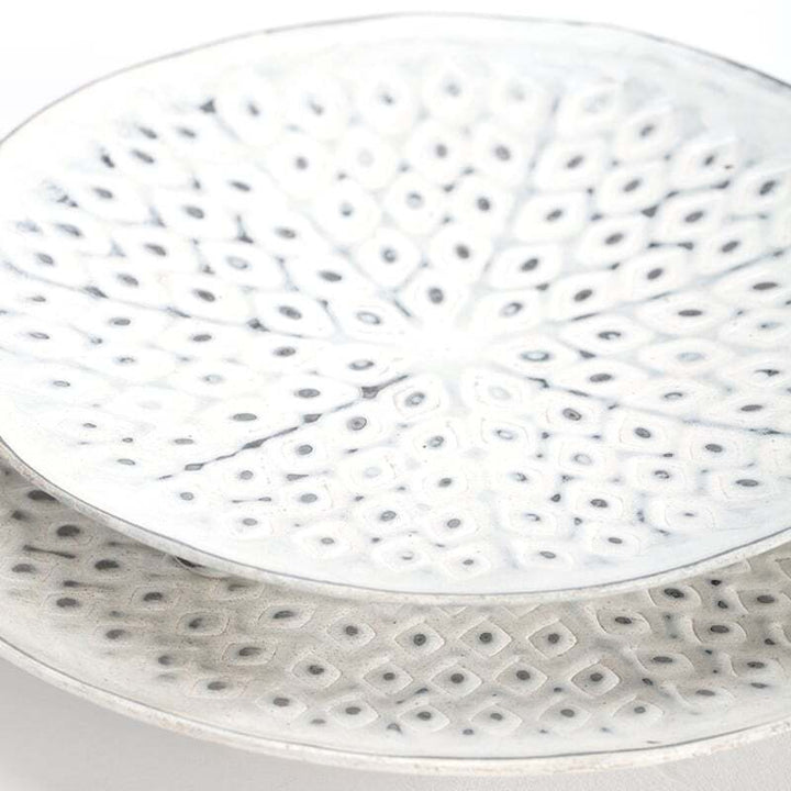 Willow &amp; Silk Nested 15cm/12.5cm Set of 2 White Pressed Candle Plate Bowls