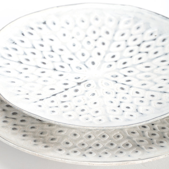 Willow &amp; Silk Nested 15cm/12.5cm Set of 2 White Pressed Candle Plate Bowls