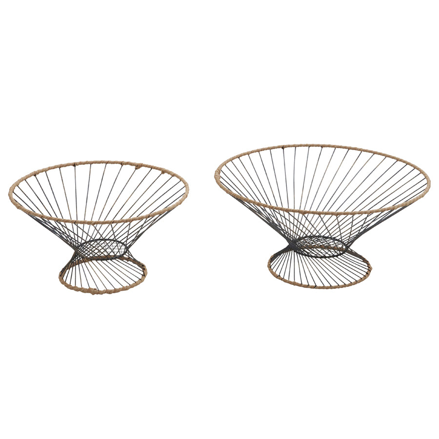 Willow &amp; Silk Nested 36cm/30cm Set of 2 Round Taper Footed Serving Bowl