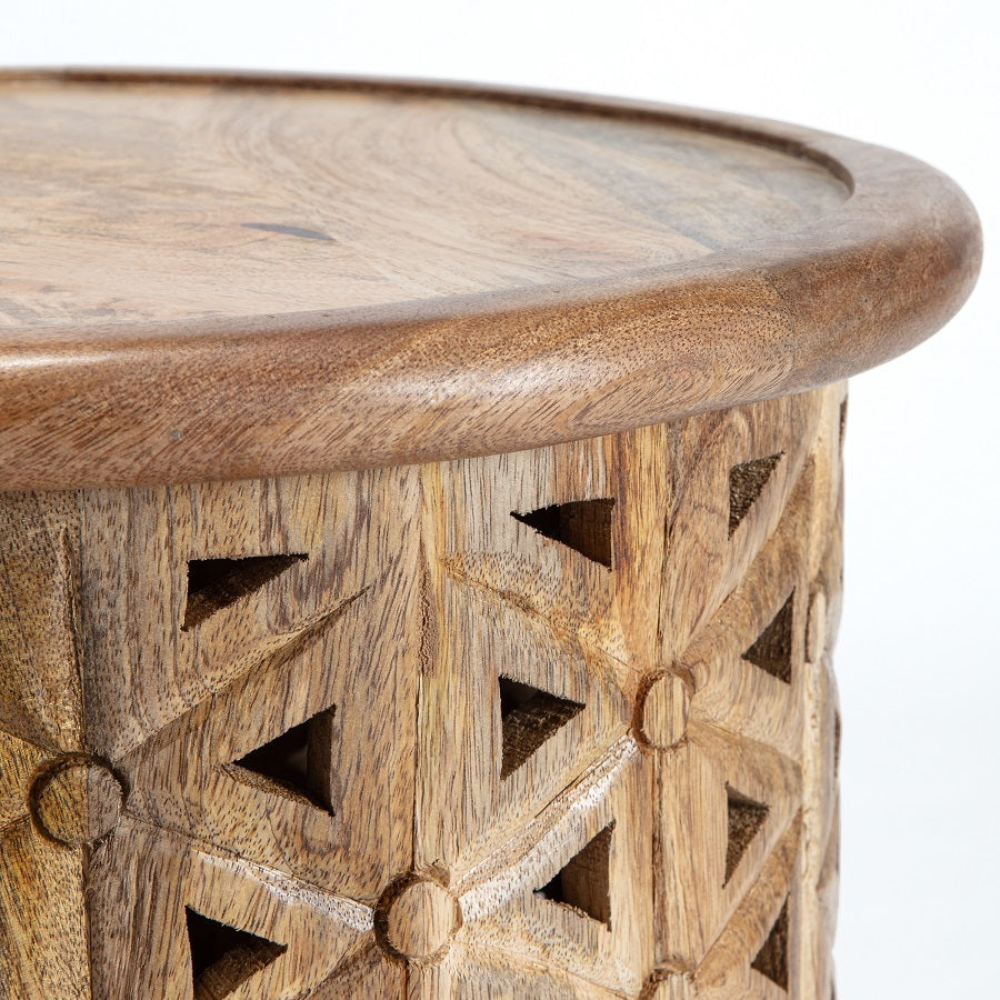 Willow &amp; Silk Natural Round Mangowood Carved Side Table