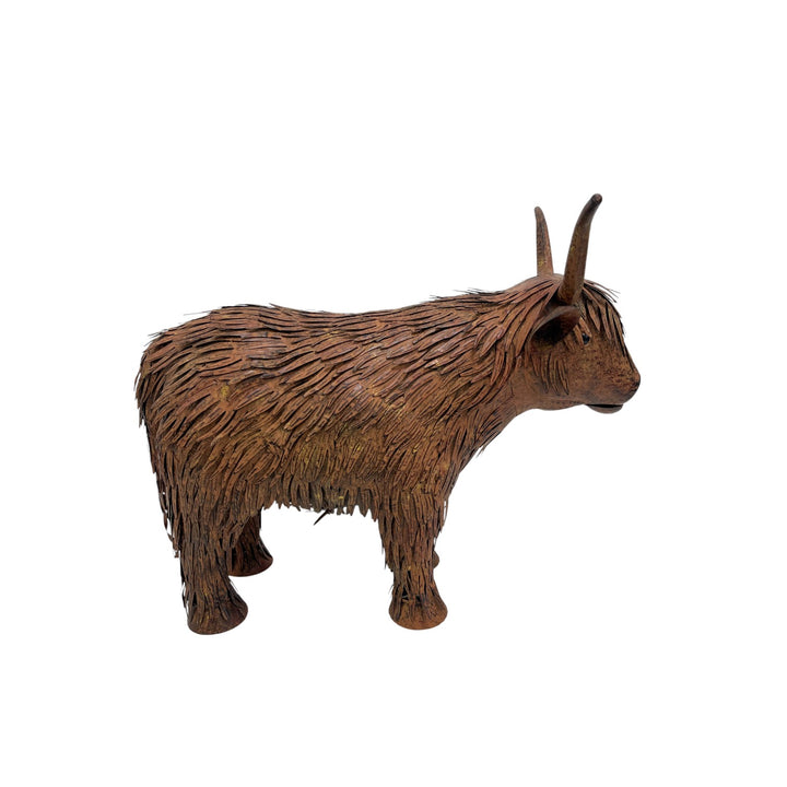 Willow &amp; Silk Highland Cow Garden Statue 64.5x35.5x53cm