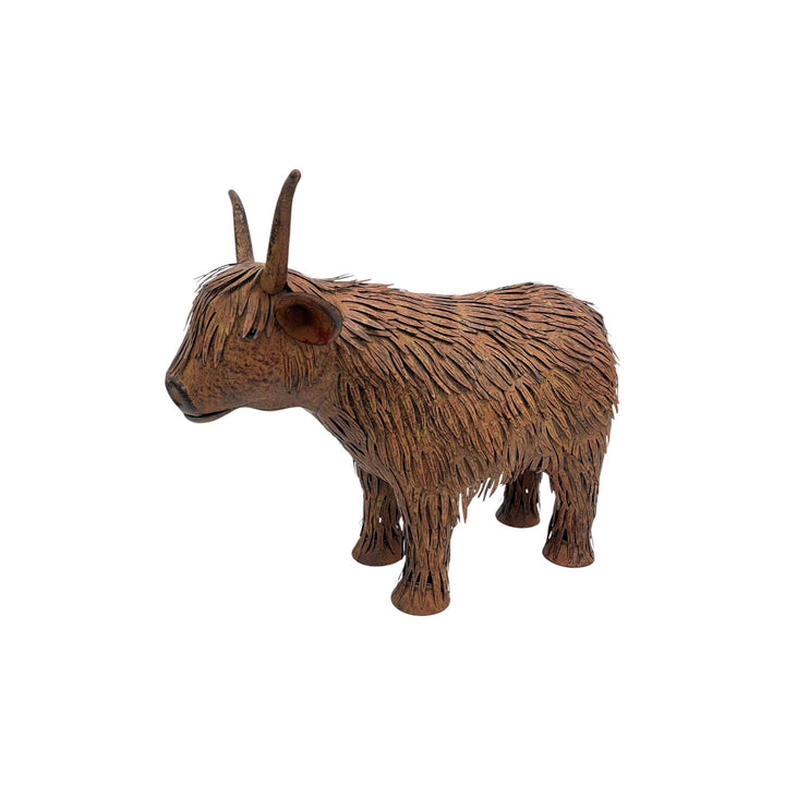 Willow &amp; Silk Highland Cow Garden Statue 64.5x35.5x53cm