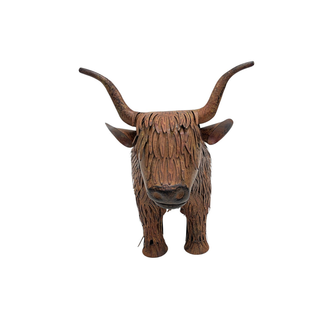 Willow &amp; Silk Highland Cow Garden Statue 64.5x35.5x53cm
